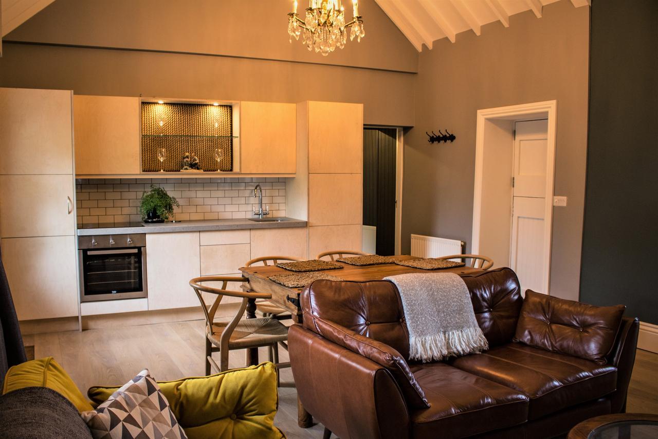 Storytellers Cottage Ballycotteen Екстер'єр фото