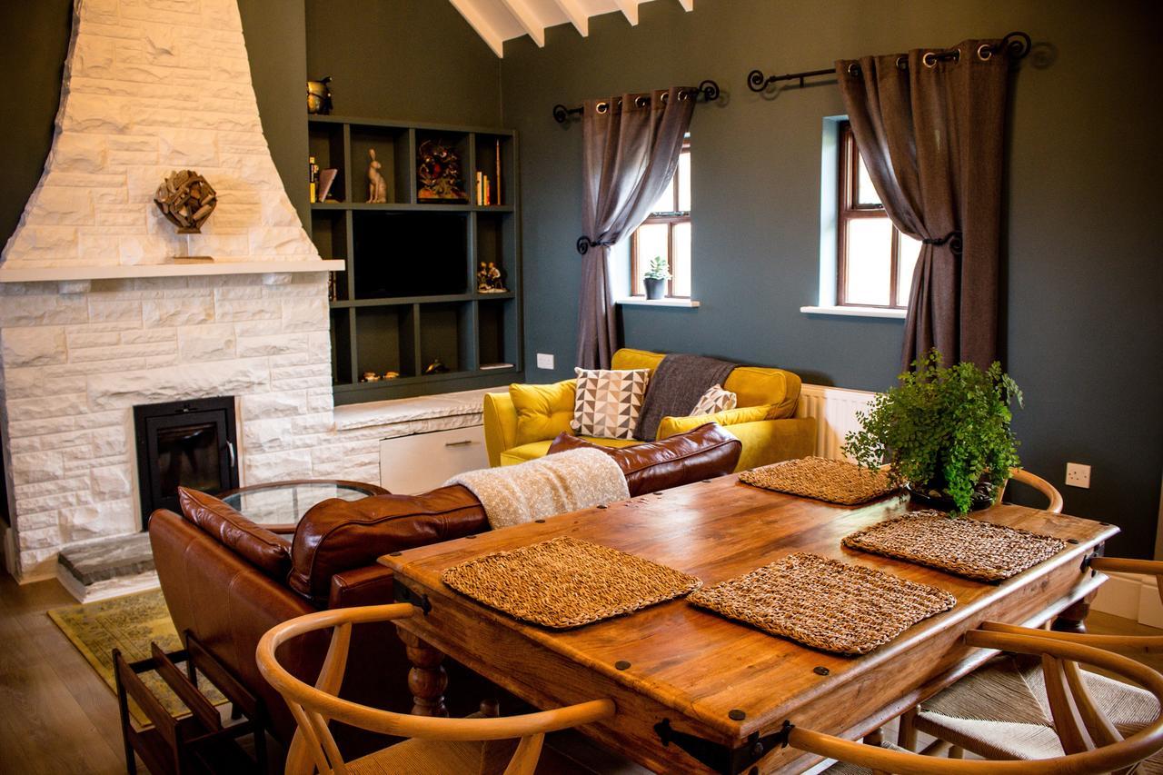 Storytellers Cottage Ballycotteen Екстер'єр фото