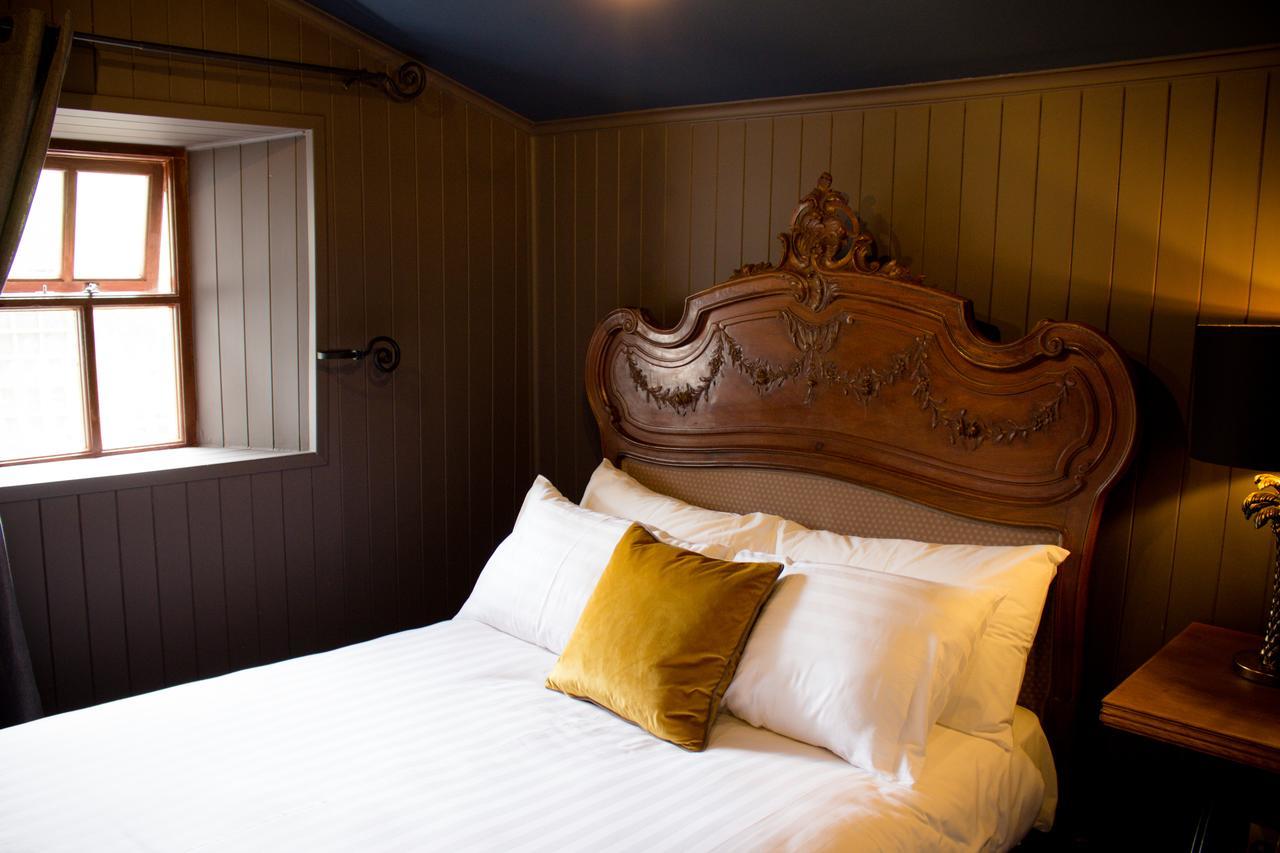 Storytellers Cottage Ballycotteen Екстер'єр фото