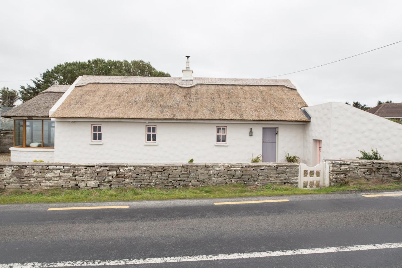 Storytellers Cottage Ballycotteen Екстер'єр фото